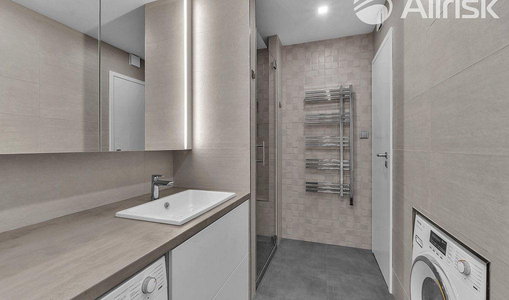Pronájem bytu 2+kk 61 m², Praha – náhled fotky 15