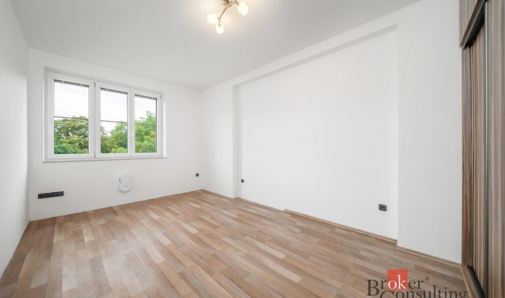 Prodej bytu 2+kk 53 m², Hradec Králové – náhled fotky 6
