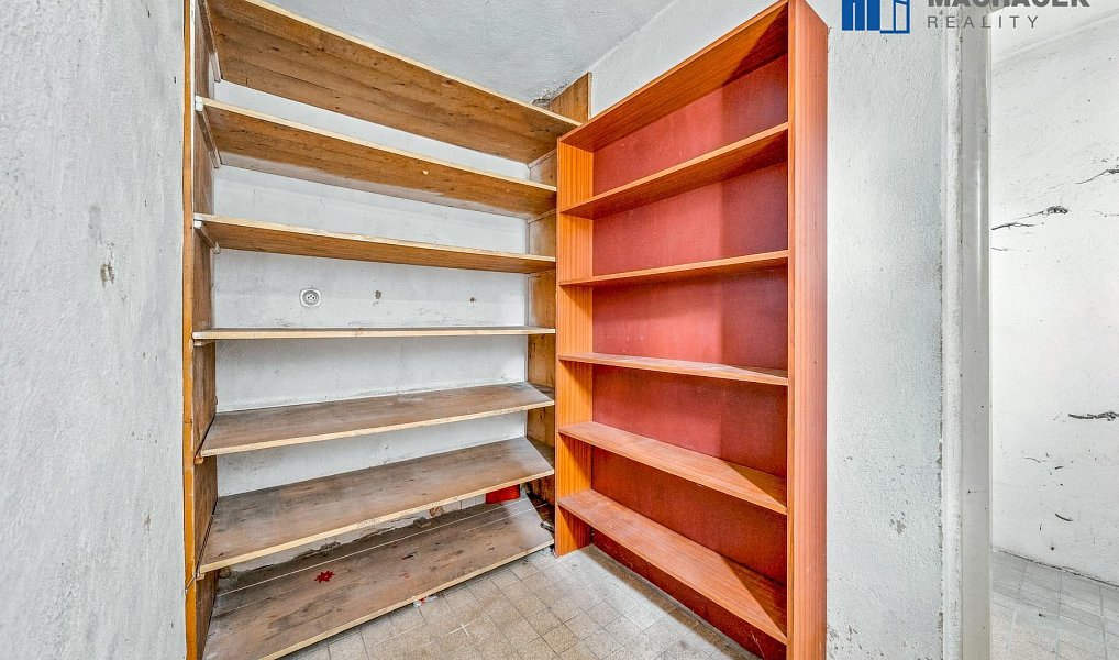 Prodej domu 161 m² s pozemkem 293 m², Zabrušany – náhled fotky 46