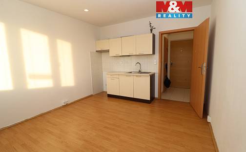 Pronájem bytu 1+kk 21 m², Kollárova, Ostrov, okres Karlovy Vary