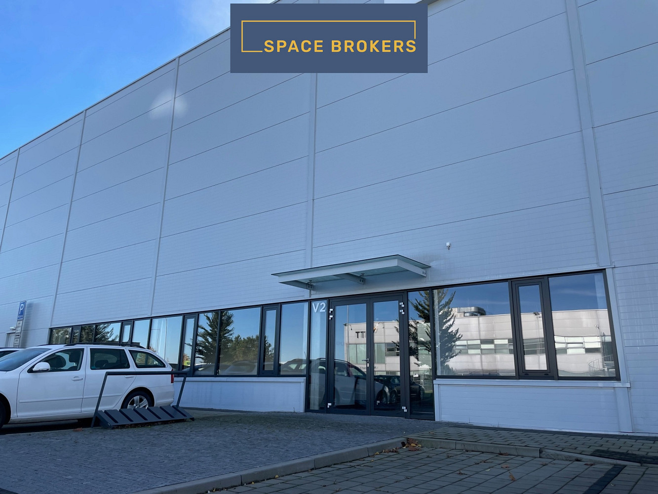 Pronájem skladovacích prostor 1 589 m²