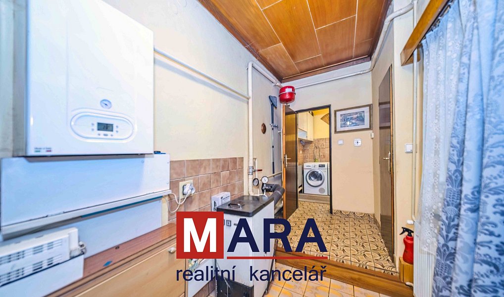 Prodej domu 137 m² s pozemkem 965 m², Stražisko – náhled fotky 9