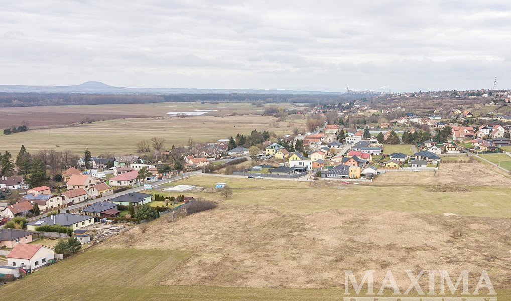 Prodej stavebního pozemku 836 m², Kly – náhled fotky 11