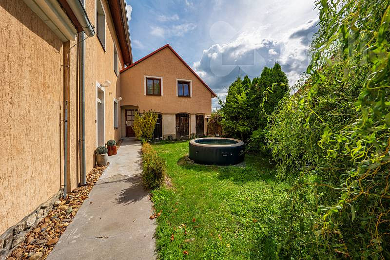 Prodej ubytovacího objektu 1 015 m² – fotografie 4