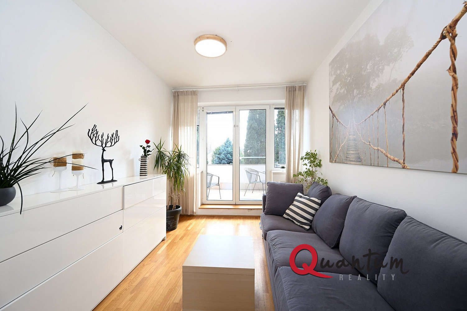 Pronájem domu 185 m² s pozemkem 229 m² – pohled 4