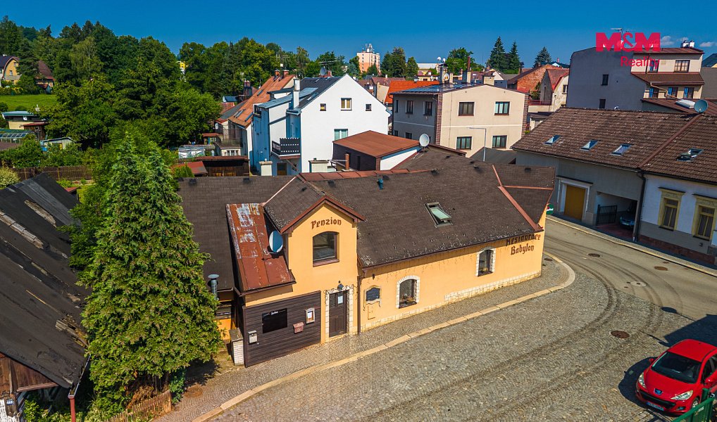 Prodej ubytovacího objektu 600 m², Lomnice nad Popelkou – náhled fotky 5