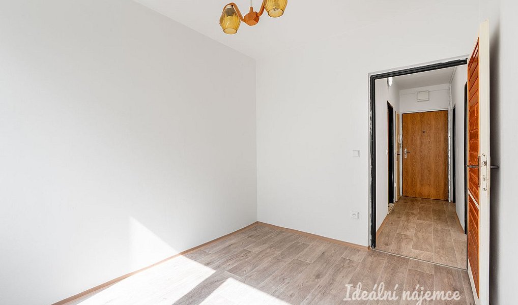 Pronájem bytu 2+kk 50 m², Kladno – náhled fotky 3