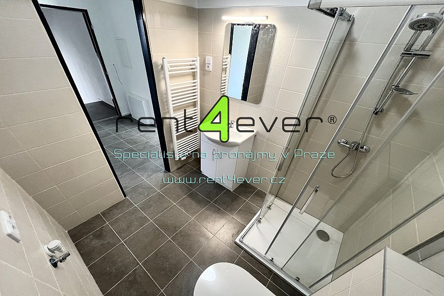 Pronájem bytu 2+kk 51 m² – fotografie 2
