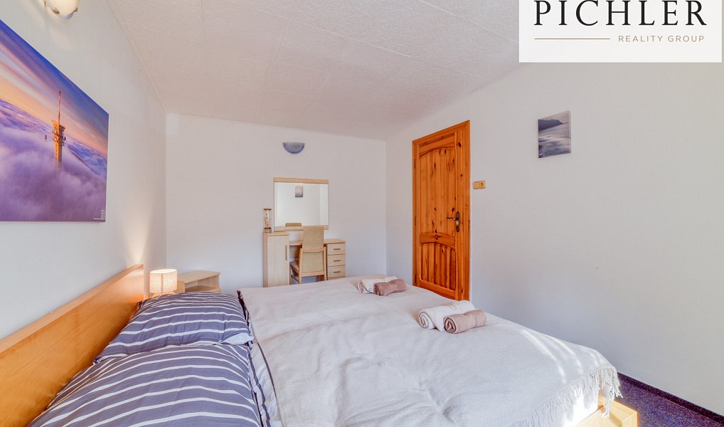 Prodej domu 341 m² s pozemkem 424 m², Stříbrná – náhled fotky 54
