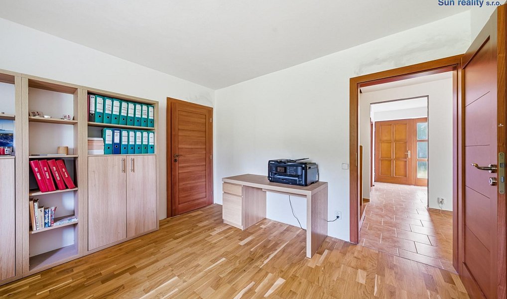 Prodej domu 180 m² s pozemkem 2 195 m², Zubří – náhled fotky 10