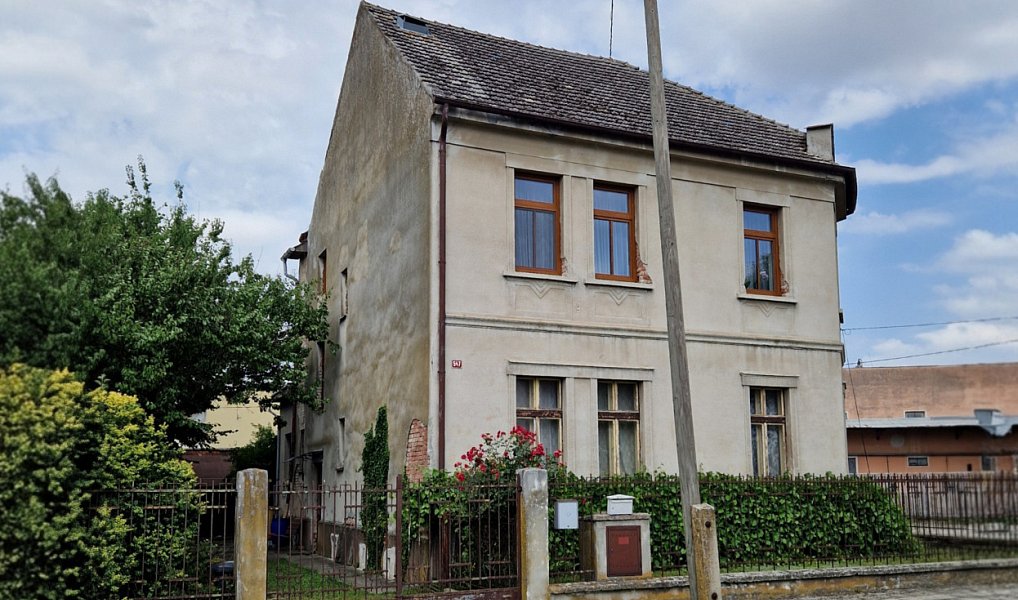 Prodej domu 100 m² s pozemkem 540 m², Městec Králové – náhled fotky 4
