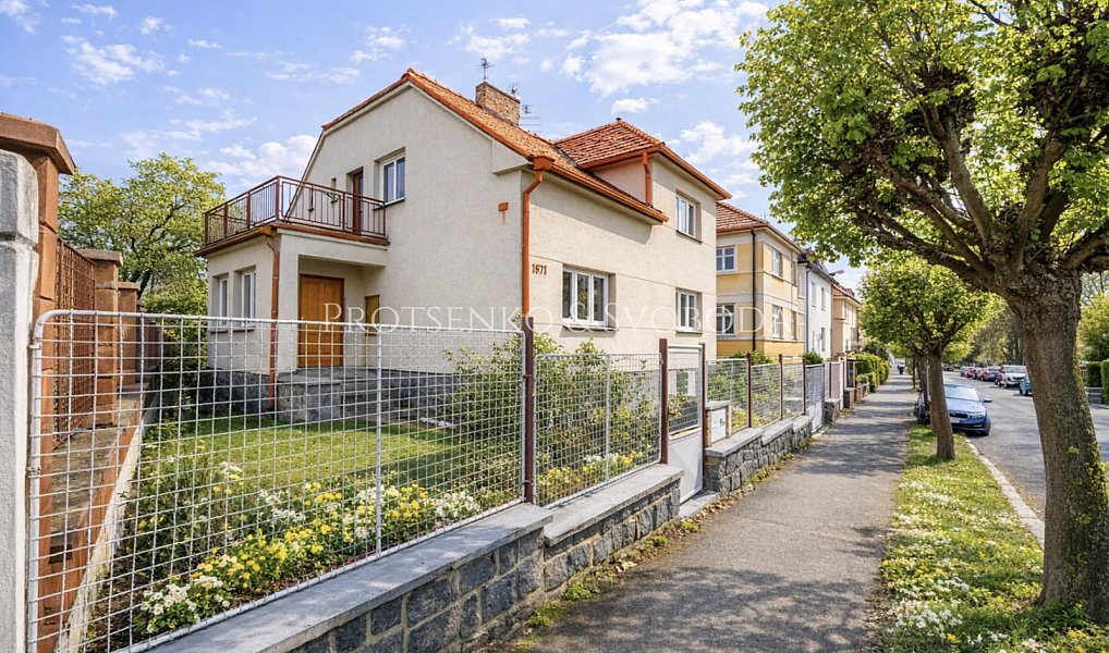 Prodej domu 308 m² s pozemkem 804 m², Písek – náhled fotky 2