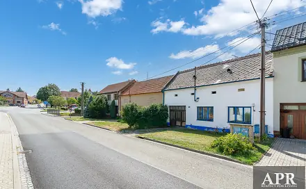 Prodej domu 100 m² s pozemkem 1 227 m², Vlčnov, okres Uherské Hradiště