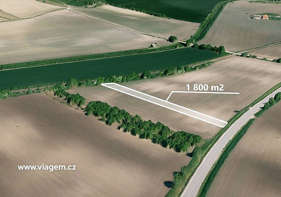 Prodej pole 1 800 m²