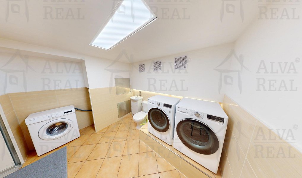 Prodej domu 366 m² s pozemkem 792 m², Podolí – náhled fotky 13