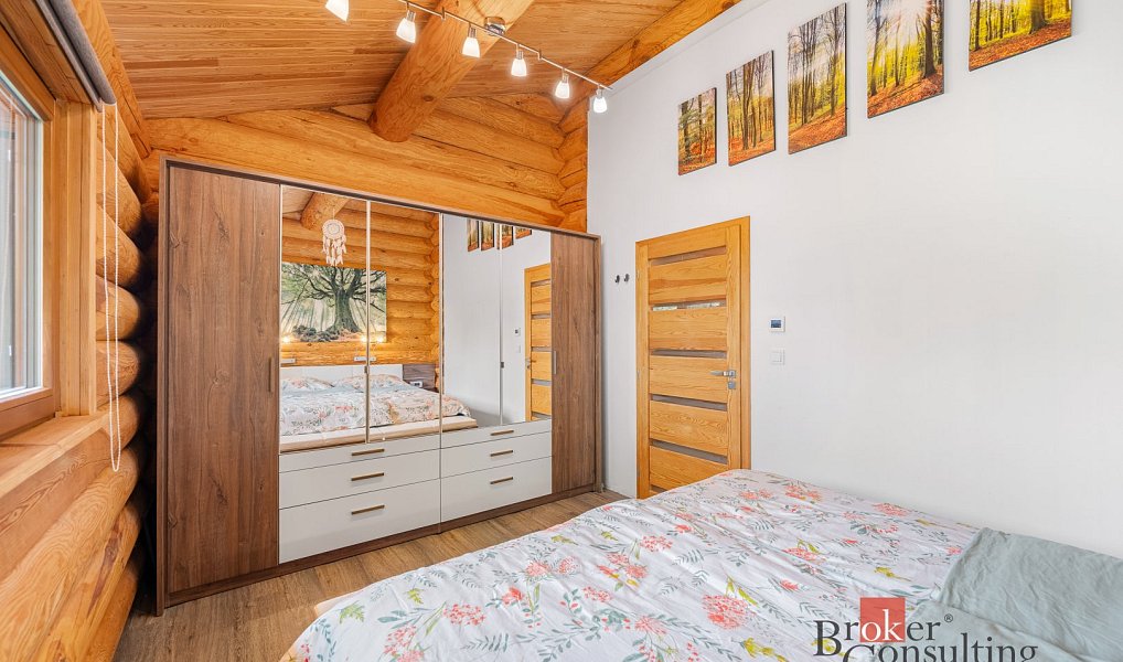 Prodej domu 154 m² s pozemkem 1 388 m², Kamenice – náhled fotky 18
