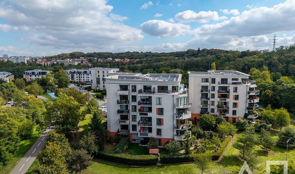 Prodej bytu 3+kk 94 m², Praha – náhled fotky 22