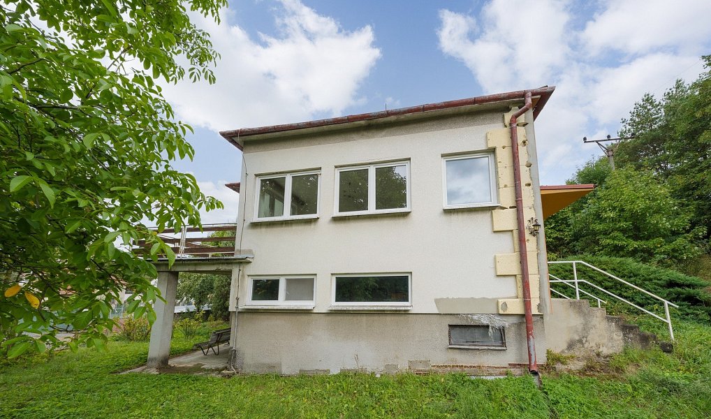 Prodej domu 266 m² s pozemkem 1 065 m², Olešnice – náhled fotky 28