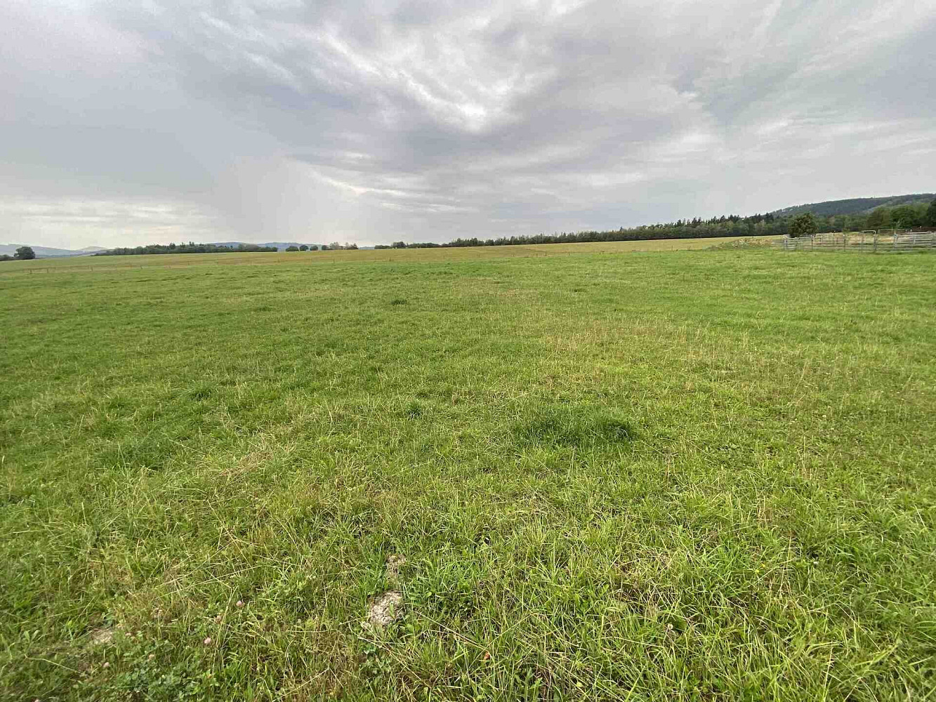 Prodej stavebního pozemku 4 246 m² – fotografie 2