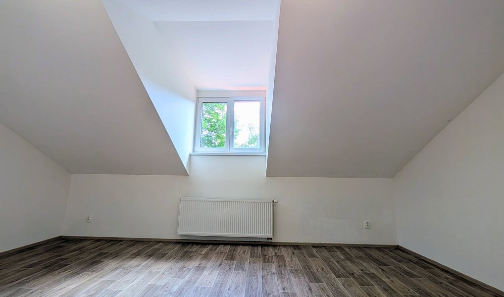 Pronájem bytu 3+kk 68 m², Peruc – náhled fotky 18