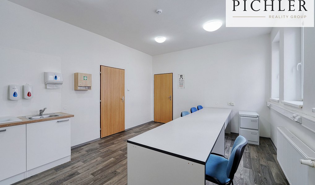 Pronájem kanceláře 255 m², Plzeň – náhled fotky 15