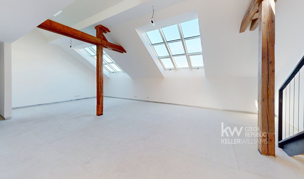 Prodej bytu 4+kk 151 m², Praha – náhled fotky 2