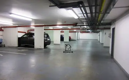 Garážové stání, Wichterlova, Praha 8 - Libeň