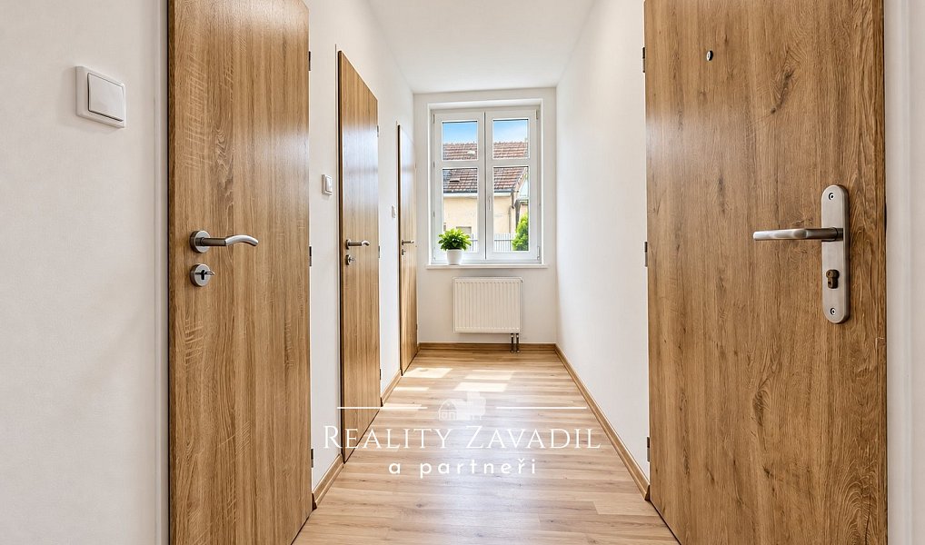 Prodej bytu 3+1 88 m², Český Těšín – náhled fotky 4