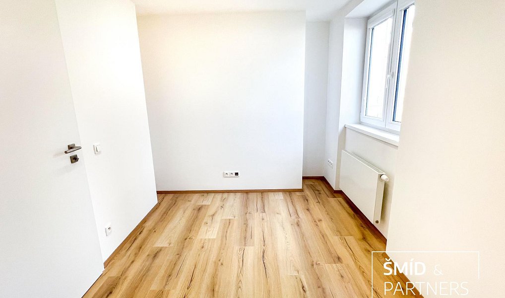 Prodej bytu 3+kk 70 m², Kolín – náhled fotky 9