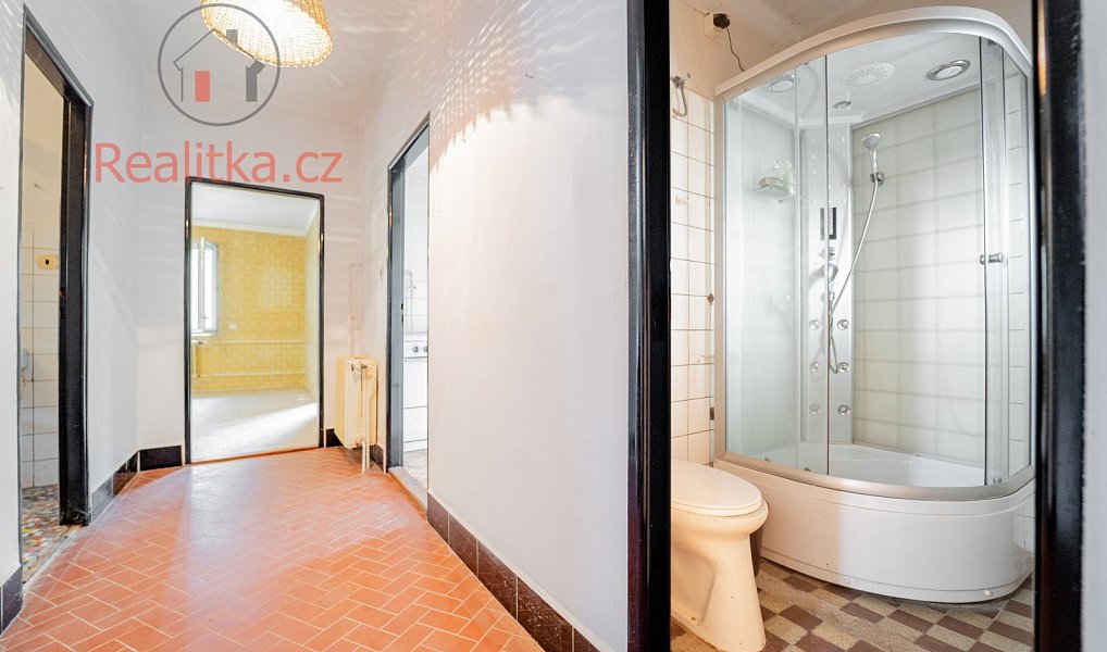 Prodej domu 244 m² s pozemkem 740 m², Dvůr Králové nad Labem – náhled fotky 11