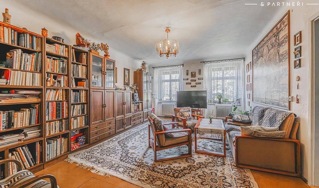 Prodej nájemního domu, činžáku 582 m², Hradec Králové – náhled fotky 9