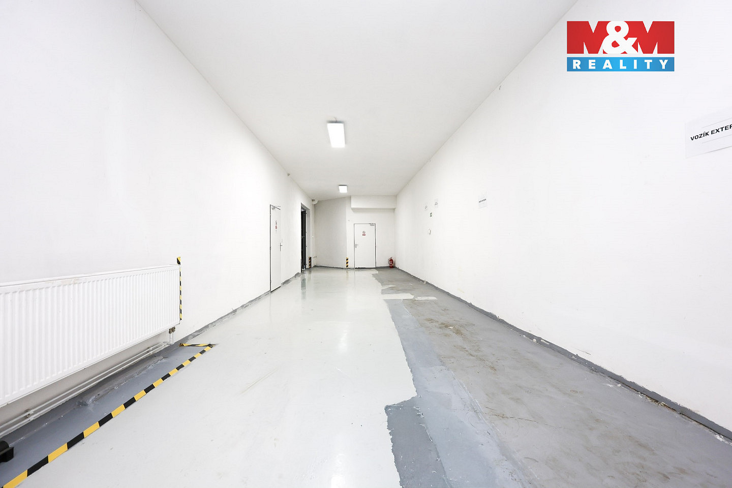 Pronájem skladovacích prostor 900 m² — photo 2