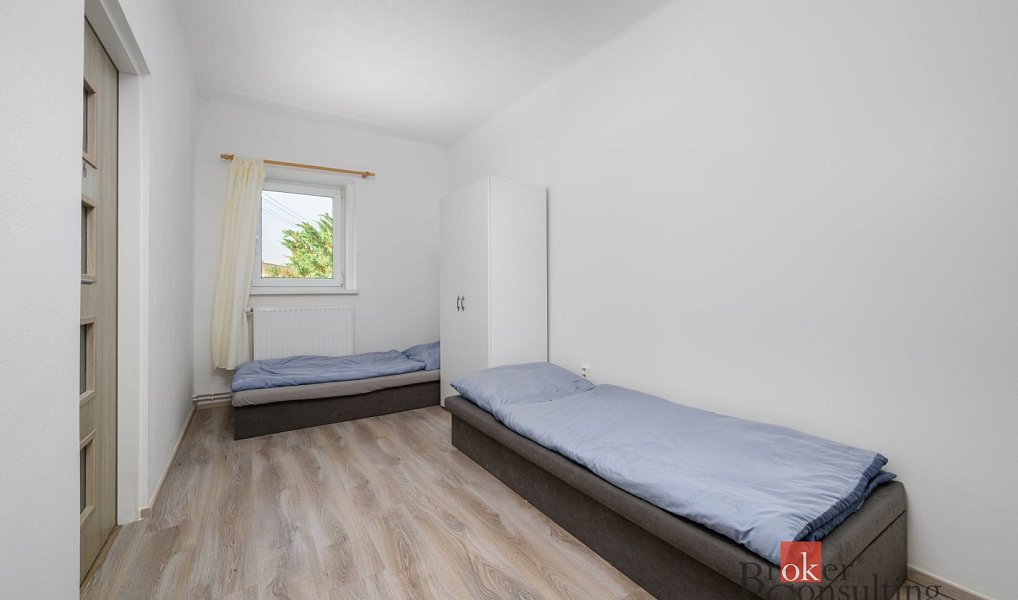 Prodej domu 240 m² s pozemkem 888 m², Bulovka – náhled fotky 25