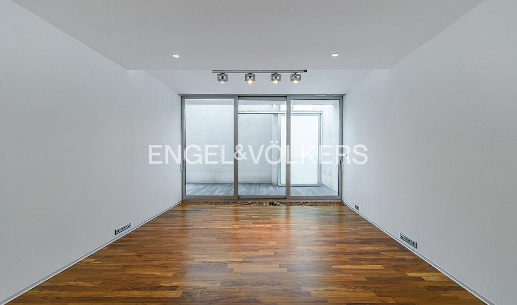 Pronájem bytu 6+kk 297 m², Praha – náhled fotky 7