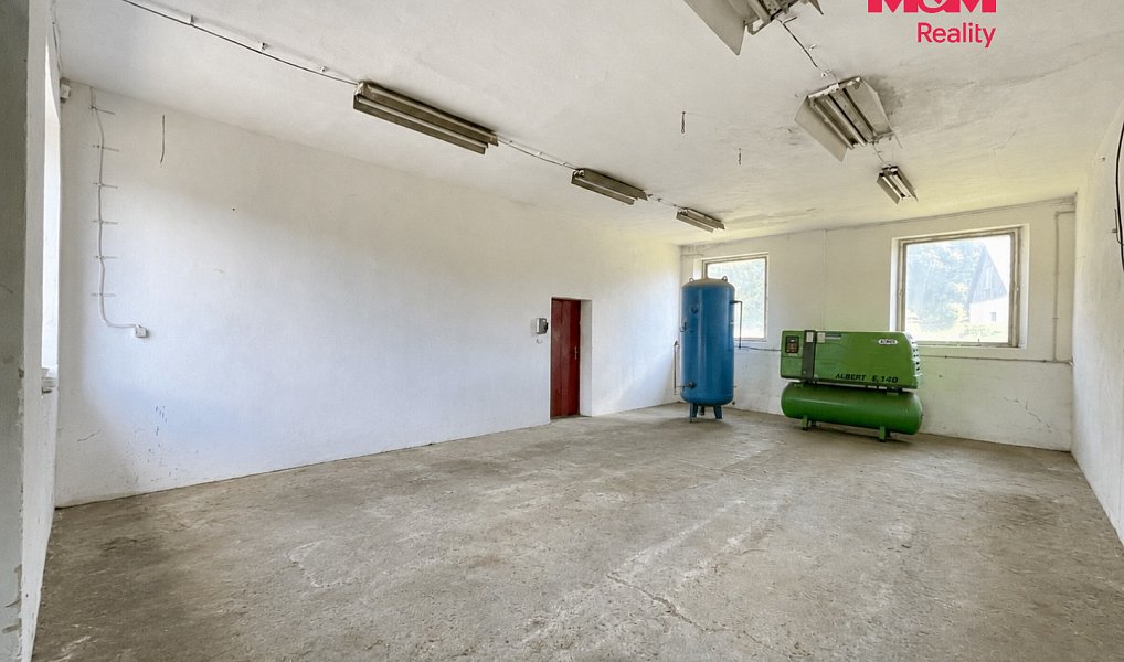 Prodej zemědělského objektu 1 050 m², Koclířov – náhled fotky 11