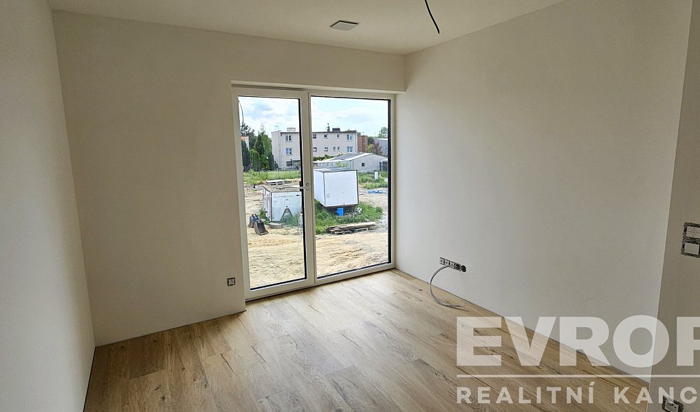 Prodej domu 121 m² s pozemkem 227 m², Sezemice – náhled fotky 7