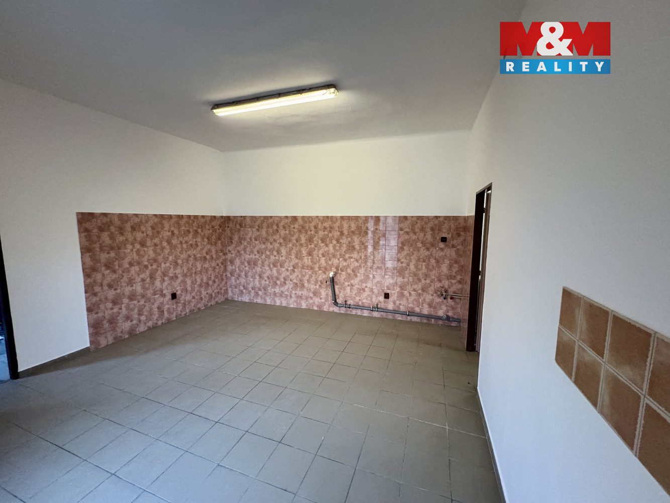 Pronájem skladovacích prostor 220 m² — photo 2