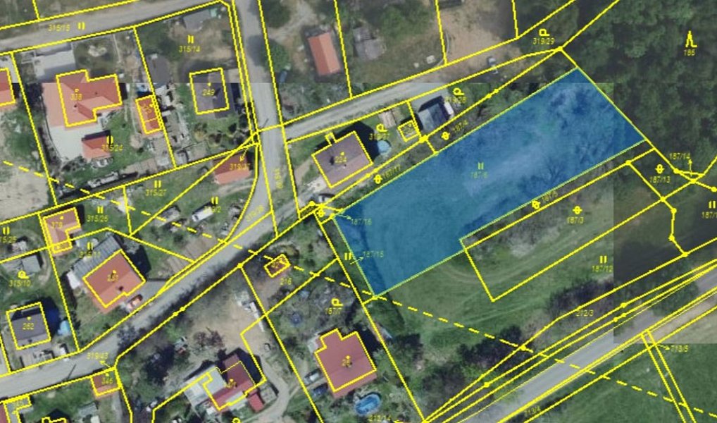 Prodej stavebního pozemku 2 553 m², Vysoký Chlumec – náhled fotky 3
