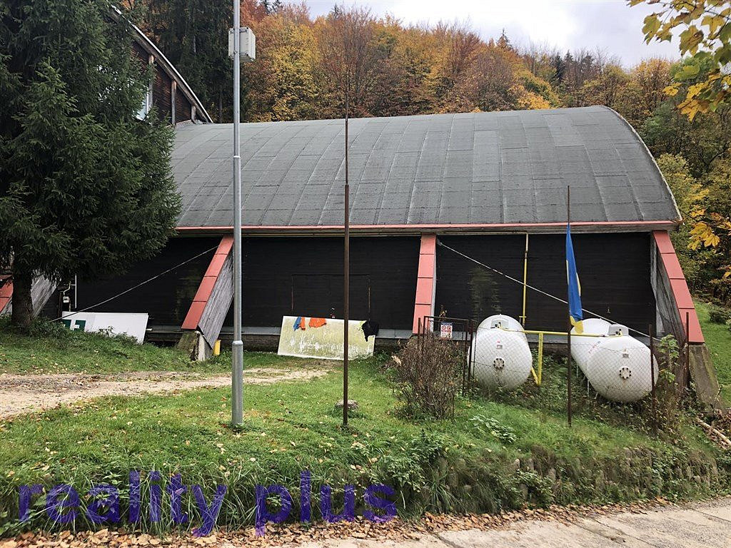 Prodej komerčního objektu (jiného typu) 1 206 m² – fotografie 2