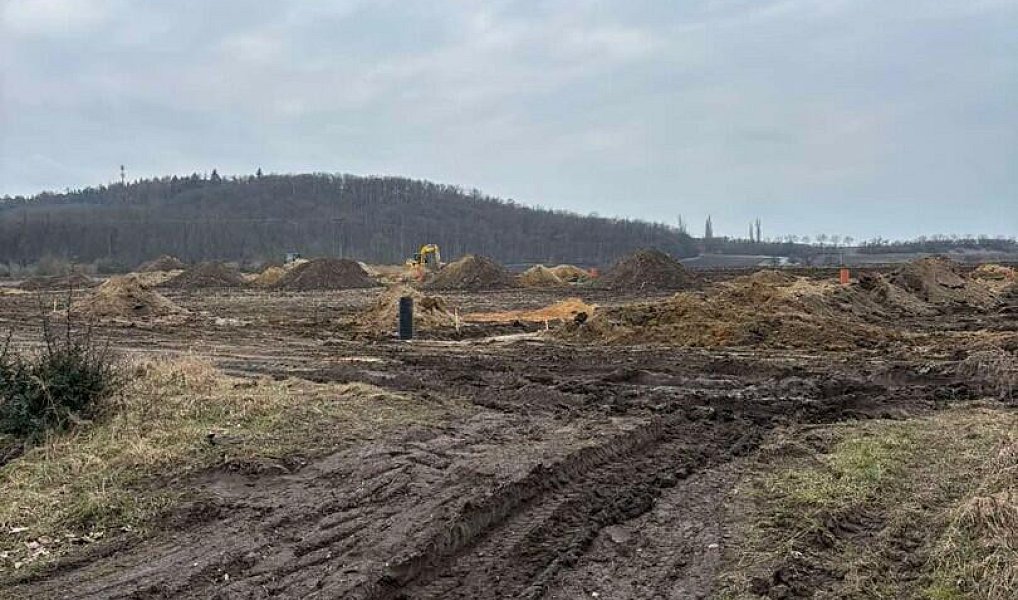 Prodej stavebního pozemku 873 m², Žehuň – náhled fotky 6