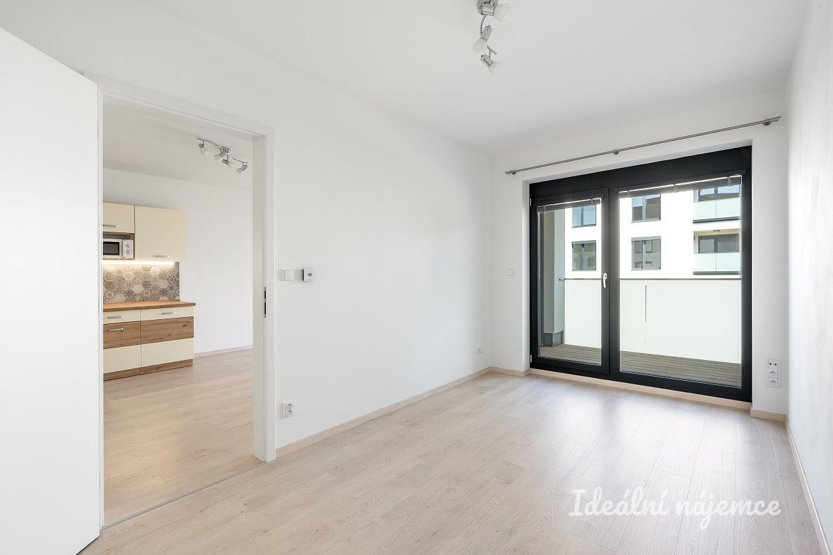 Pronájem bytu 2+kk 47 m² – fotografie 5