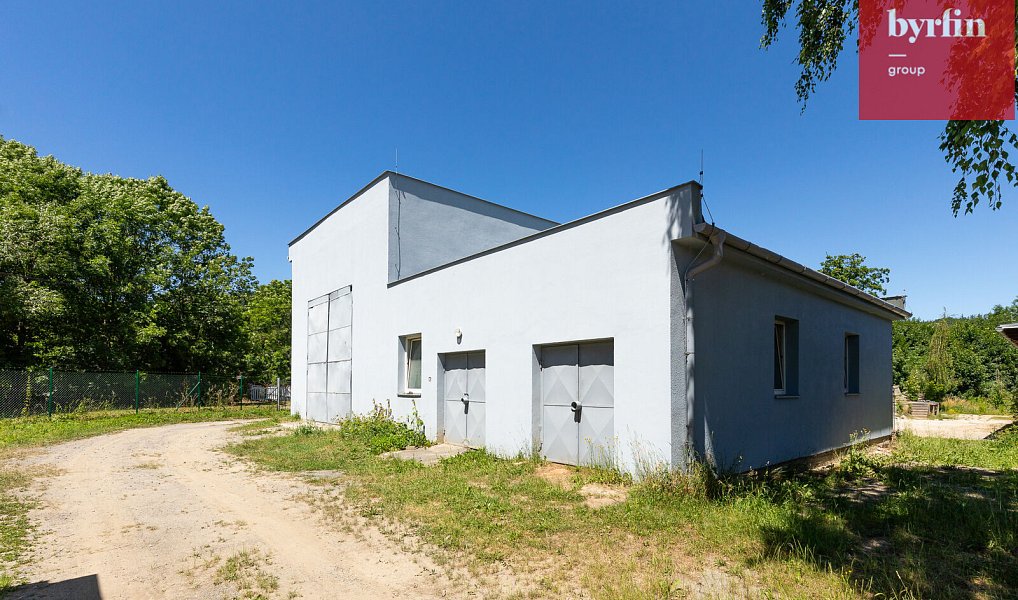 Prodej výrobních prostor 12 420 m², Krnov – náhled fotky 13