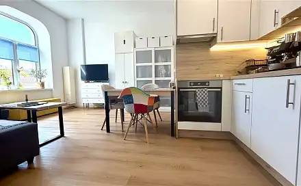 Pronájem bytu 2+kk 46 m², Evropská, Cheb