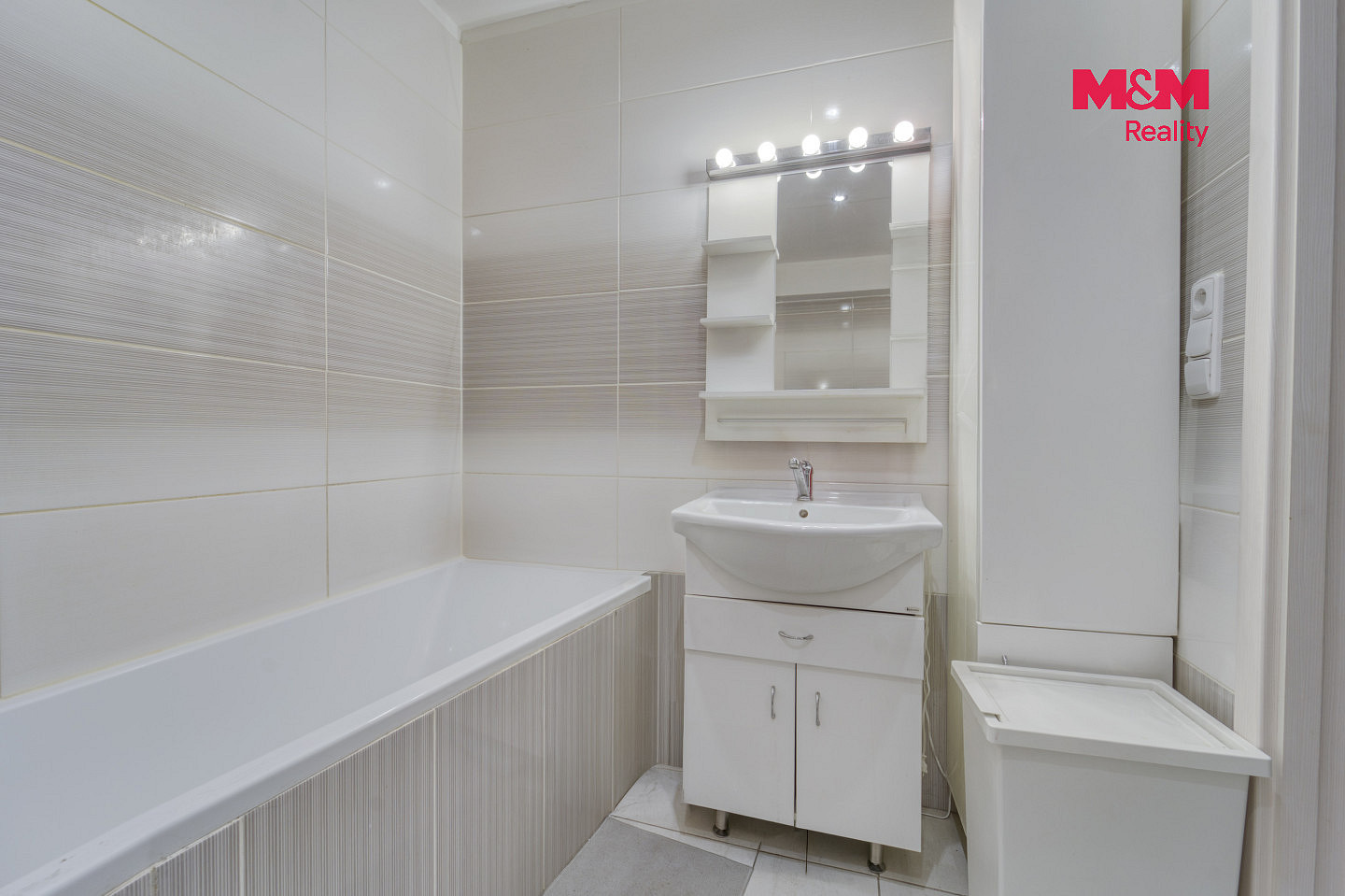 Prodej bytu 2+kk 43 m² — photo 4