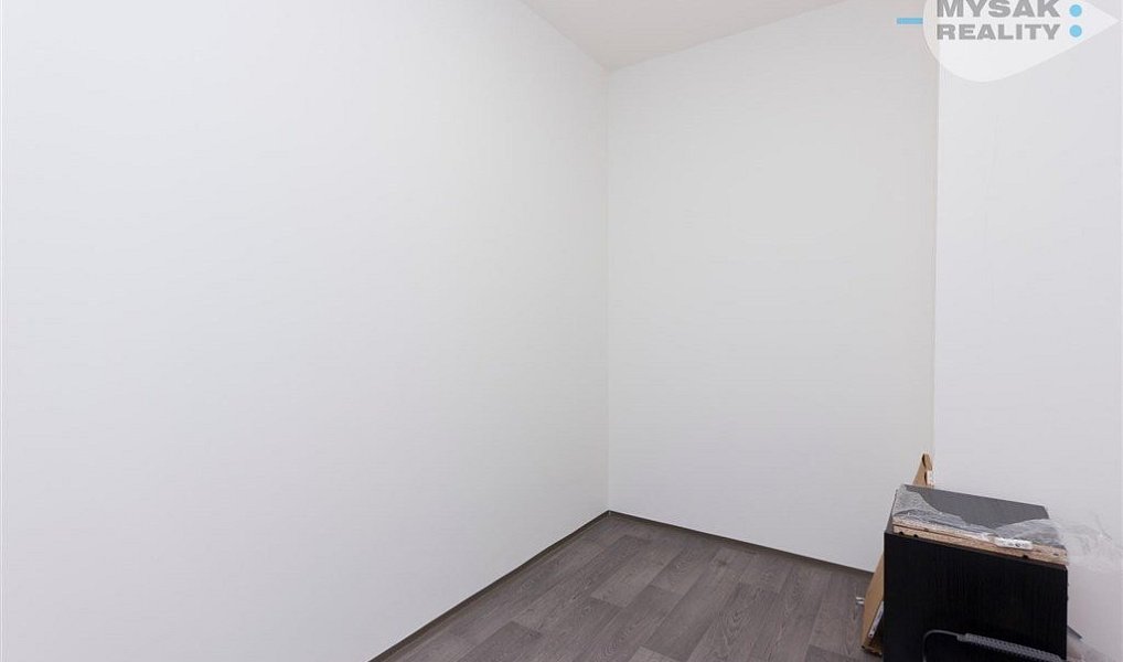 Prodej bytu 4+kk 148 m², Kladno – náhled fotky 17