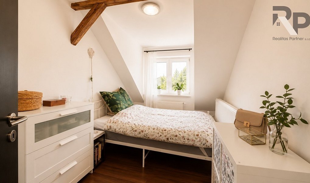 Prodej domu 319 m² s pozemkem 1 006 m², Dobronín – náhled fotky 17