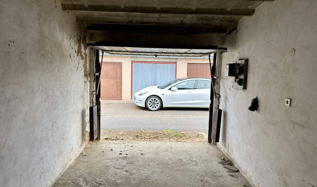 Zděna řadova garáž 18 m2 v Chodské ulici v Nýrsku, Nýrsko – náhled fotky 4