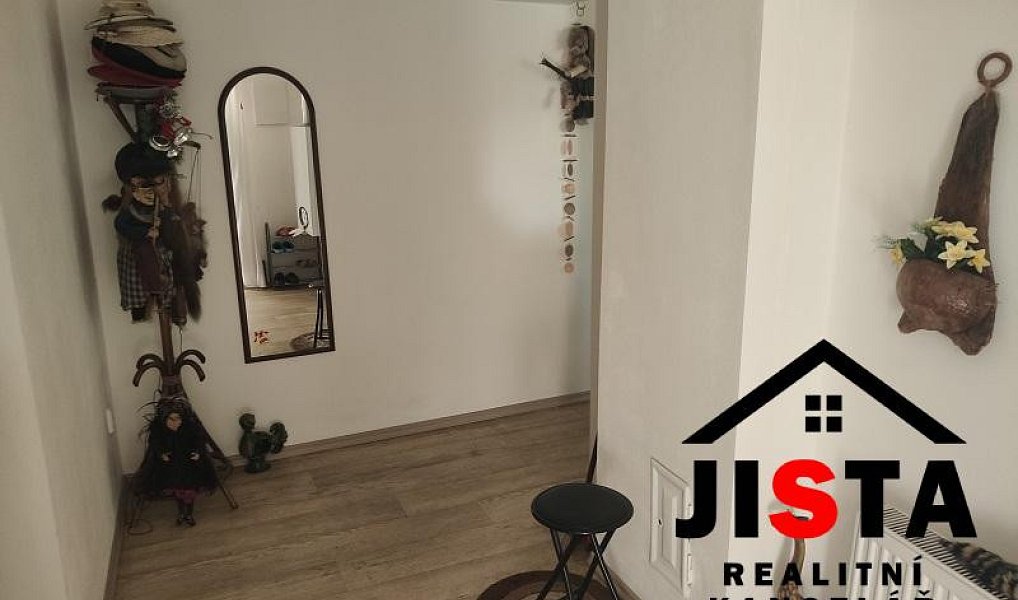 Prodej domu 250 m² s pozemkem 1 873 m², Babice – náhled fotky 14