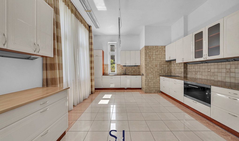 Prodej domu 320 m² s pozemkem 2 236 m², Rumburk – náhled fotky 5