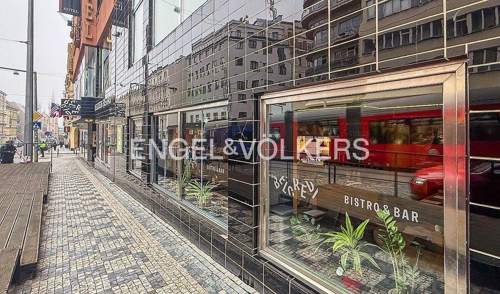 Pronájem restaurace 205 m², Praha – náhled fotky 2